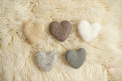 8cm Felt Hearts - Image 3
