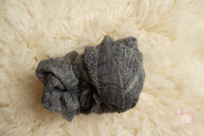 Silk edge Rippled scarves - Image 5