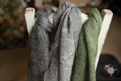 Silk edge Rippled scarves - Image 3