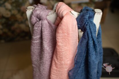 Silk edge Rippled scarves - Image 2