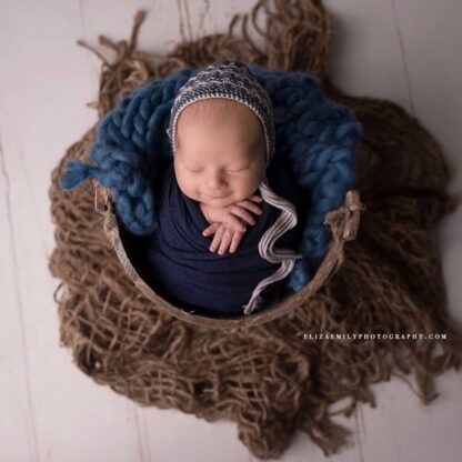Vintage Inspired White Wooden Bucket - Image 5